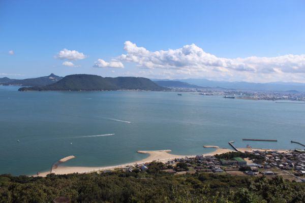 瀬戸内海を一望できるロマンチックな絶景スポット「女木島」！ | 海で