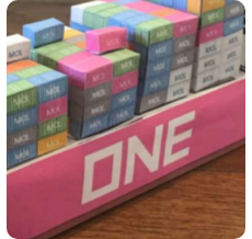 ONEコンテナ船ペーパークラフト